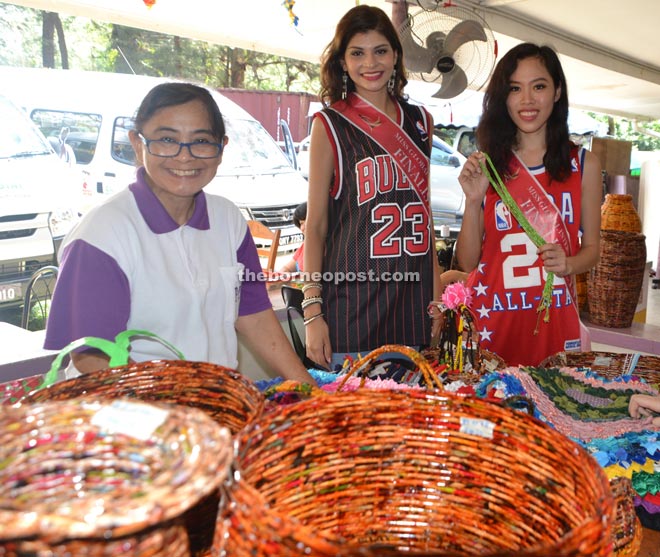 (From left) PDK Miri supervisor Chiong Bee Lan is seen with finalists Tanisha Kaur Harjit Singh and Cynthia Jekeria. 