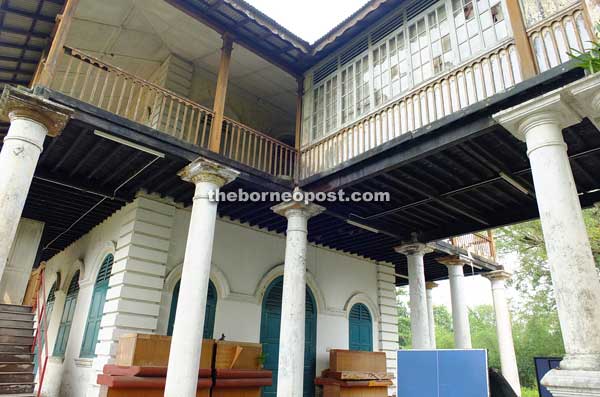 The original Chinese school in Sarawak is made with bricks and wood.