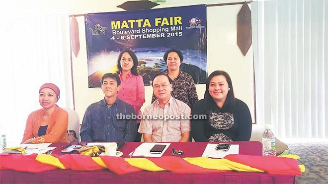 (Seated from left) Matta Sarawak immediate past chairperson Dayang Azizah, Kon, Lai and committee member Lina Tsen during the press conference on the 7th Matta Travel Fair 2015 at Boulevard Shopping Mall Kuching.