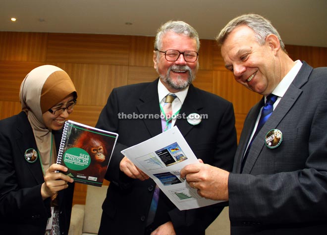 Torstein (right) sharing a light moment with Klemes (centre) and Sharifah Rafidah. — Photo by Chimon Upon