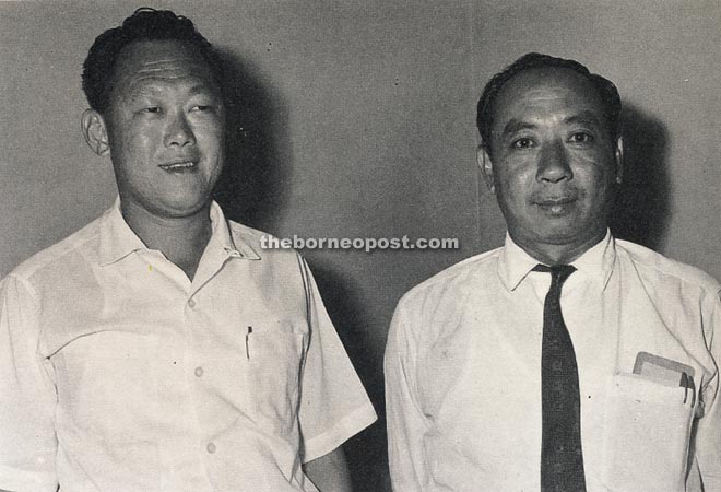 Prime Minister of Singapore Lee Kuan Yew (left) and Goh Keng Swee, the Minister of Finance, Singapore.