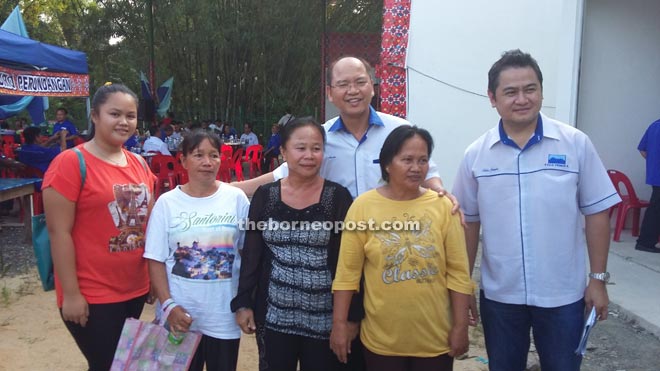 Madius (third right) with some of the people who came to raise their citizenship problems.