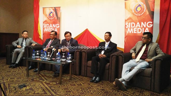 Abang Johari (centre) speaking at the press conference after opening the CoCIAF 2015. Also seen are (from right) Shazali, Dr Thein, Kadim and Mohammad Abdullah.