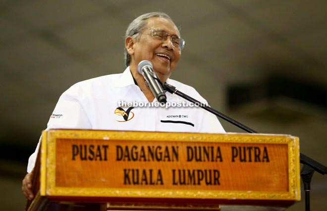 Adenan smiles when addressing thousands of Sarawakians at PWTC.