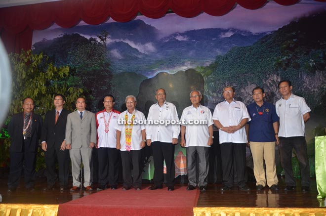 (From left) Abdul Halim, Douglas, Elvis, Nanta, Masing, Adenan, Jabu, Morshidi, Ugak and Fedrick in a group photo. 