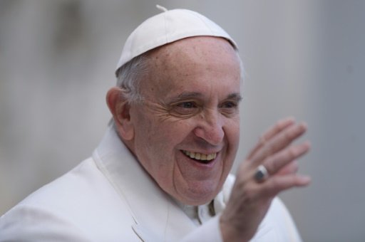 AFP / by Ella IDE | Pope Francis greets the crowd at St Peter's Square in the Vatican, on February 10, 2016 