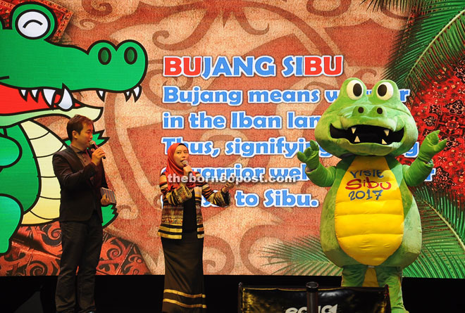 The masters of ceremony introducing ‘Bubu’, the Visit Sibu Year 2017 mascot.