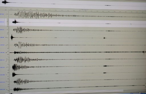 A 7.0-magnitude earthquake hit the Pacific nation of Vanuatu early on April 29, 2016, the United States Geological Survey said, with a tsunami warning issued -AFP