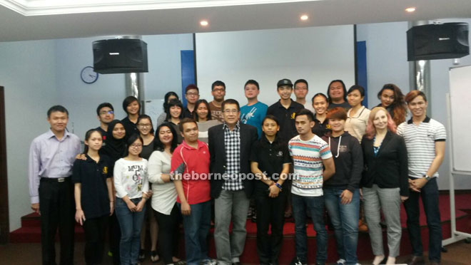 Dunstan Chan (front, centre) flanked by SEGi law students. Lecturer David Bong is on the left and head of school Donna Elizabeth is at front, right.