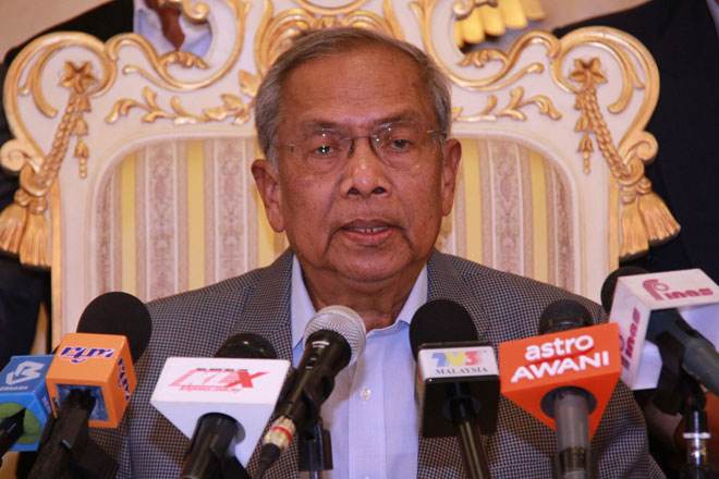 Adenan speaking to reporters at his office yesterday. 