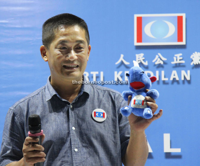 See with PKR’s rhinoceros mascot ADIL during a speech rally on Wednesday.