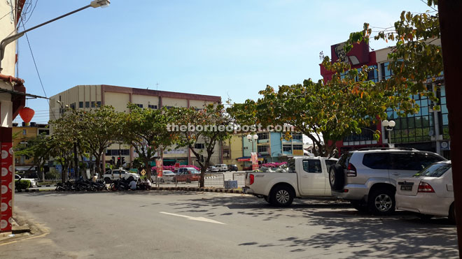 The quiet Lawas town still waiting for the excitement on nomination day. 