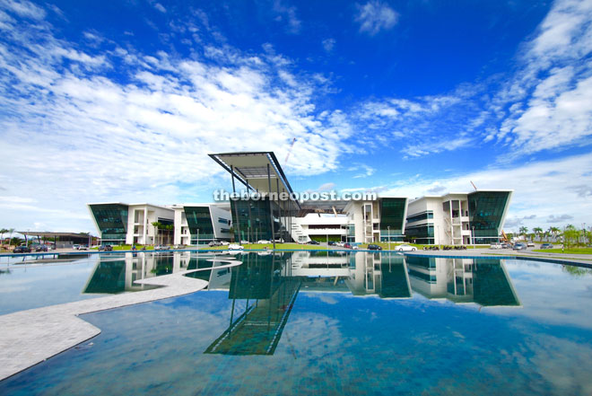 The state-of-the-art green University College of Technology Sarawak (UCTS) has a conducive study environment for students. 