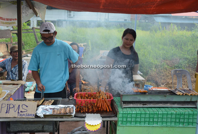 The Bandong area is popular during Ramadan when visitors throng it for local delicacies.