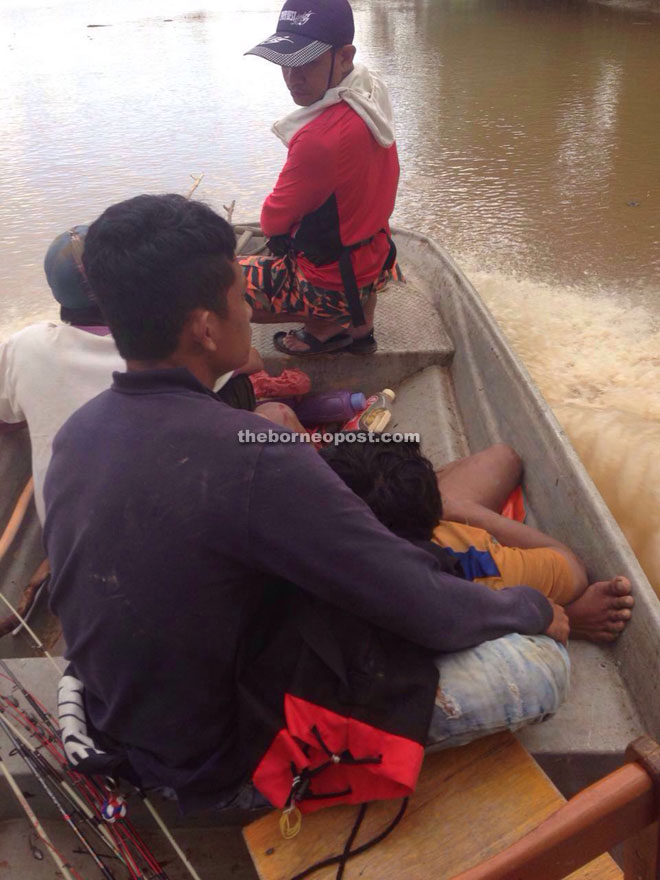 Off-duty firemen sending the victim to his house where an ambulance was on standby to rush him to Saratok Hospital.