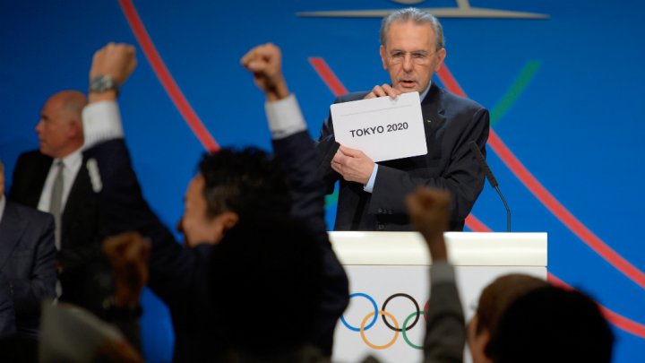  International Olympic Committee (IOC) President Jacques Rogge announces Tokyo’s election to host the 2020 Summer Olympics on September 7, 2013.