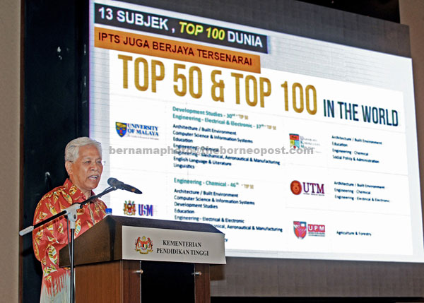 Idris delivery his speech at the Higher Education Ministry’s monthly assembly. — Bernama photo