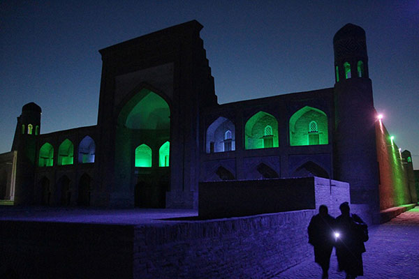 At night, alien illumination and moonlit silhouettes of the tilting columns and madrassas works its magic in the twisting alleyways of 1,200-year-old Khiva. This first Unesco heritage of Uzbekistan situated in the oasis preserves the glory of the Khanate kingdom renowned for their slave caravans, barbaric cruelty and steppes infested with wild tribesmen – Khiva, Uzbekistan.