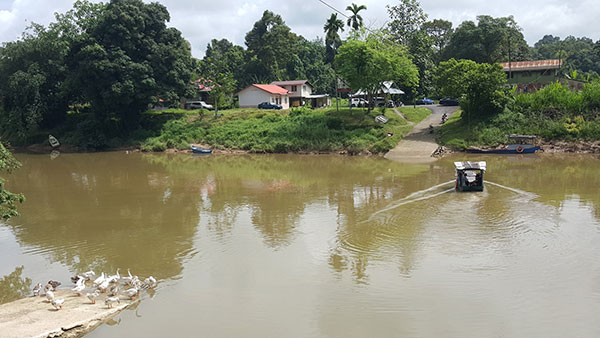 The Siniawan jetty.