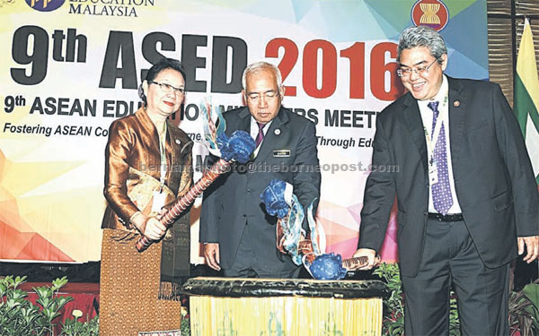 Mahdzir (centre) officiating at the 9th Asean Education Ministers Meeting (ASED). — Bernama photo