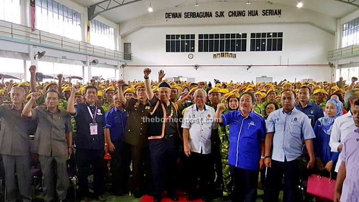 Zahid (centre) with the candidates and RELA personnel at the event yesterday