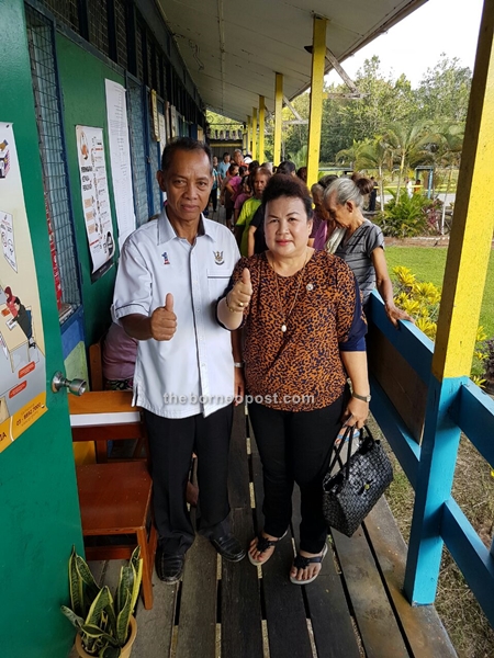 BN-SPDP's candidate, Datu Dr Penguang Manggil, arrived at the Polling Centre in SK Sg Entiulang at 7.45am. He cast his vote at 8am. He was accompanied by wife, Datin Monica Ukong Jaya.