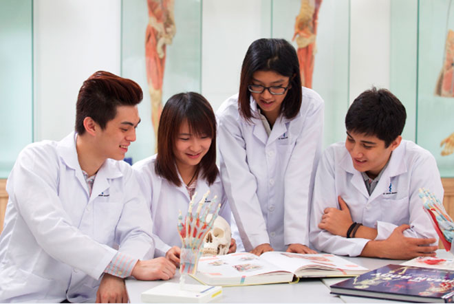 SEGi aims to produce world-class professionals in the health science industry. 