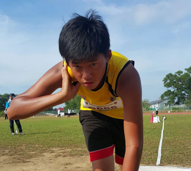 GOLD NO.11: Wong Yu Kiong won the boy’s U-12 shot put yesterday, with a throw of 14.51m. Kedah’s Mohd Roni Abdul Razak (13.79m) took the silver medal while Sabah’s Aspa Kullah Abdul Wali Khan (13.61m) won the bronze.