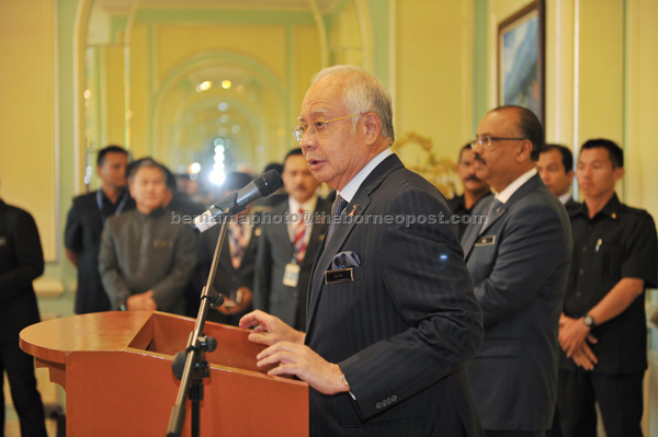 Najib announcing the cabinet reshuffle at the Bangunan Perdana Putra in Putrajaya. — Bernama photo