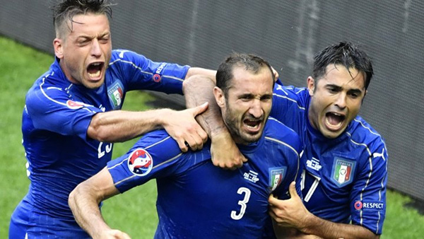 © Philippe Lopez, AFP | Italy qualified for the quarter-finals of the Euro 2016 football tournament 