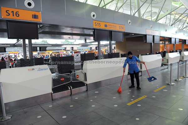 Fernandes urged Malaysia Airports to work together with AirAsia in attracting more travellers to use klia2 as a connecting terminal, saying this would translate into more jobs and tourism receipts. — Bernama photo 