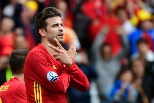 Spain defender Gerard Pique celebrates after scoring against the Czech Republic in Toulouse on June 13, 2016 -AFP photo
