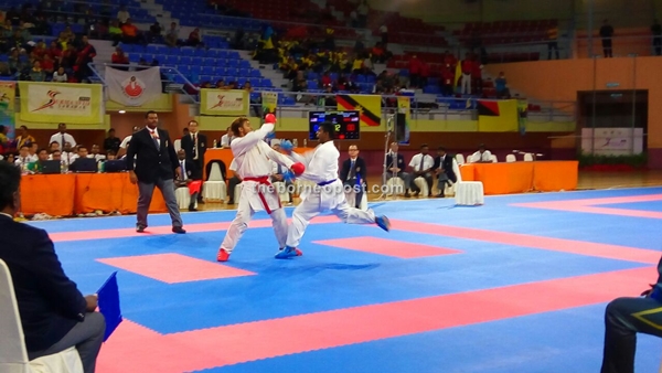 Negeri Sembilan beat Penang in the final of Male Individual Kumite -75kg and walked away with gold.