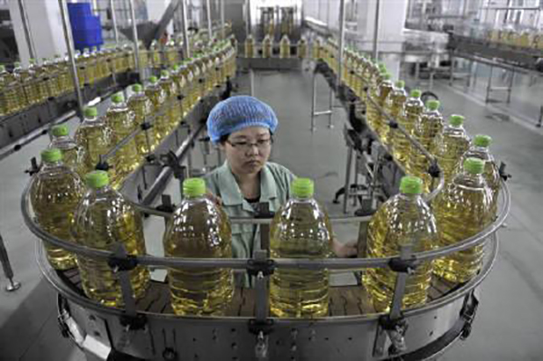 Malaysia will continue to offer high standard edible oil which will cater to the Chinese needs. — Reuters photo
