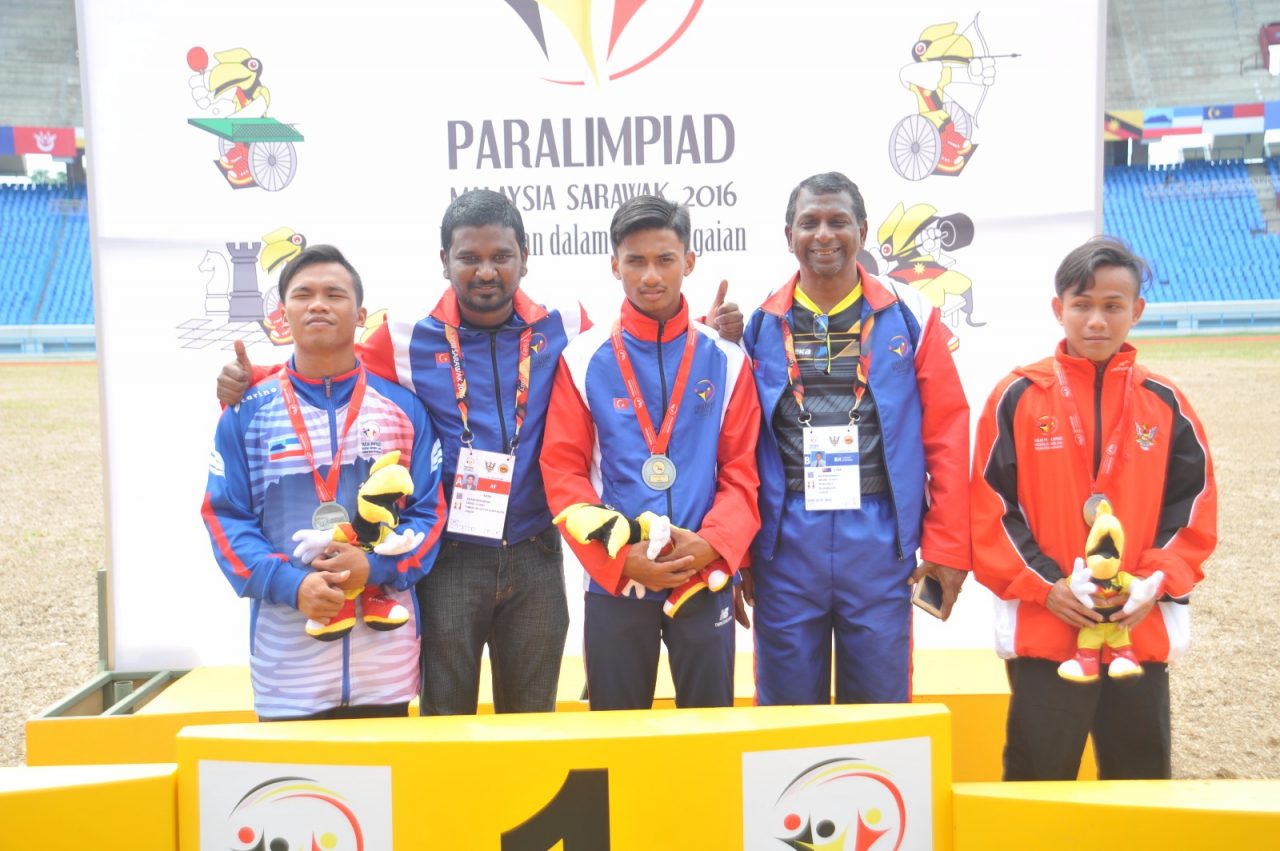 Sarawak's D'Carlos Marlin took bronze in the 100 metres T13 track and field event.