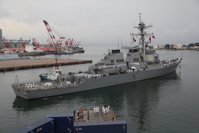 USS Benfold, a guided-missile destroyer, arrives at a port in Qingdao, Shandong Province, China. — Reuters photo