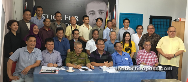 PKR Sarawak leaders in show of unity. Seated from left are See, Ali, Mansor, Baru and Dr Michael Teo. 