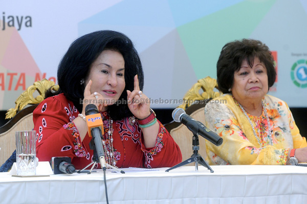 Rosmah (left) during a conference on the launching of the programme. On the right is the chairwoman of the working committee on the implementation of Permata Datuk Seri Siti Azizah Sheikh Abod. — Bernama photo