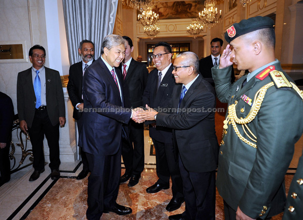 Ahmad Zahid meeting staff of the Malaysian permanent representative to the United Nations at a hotel. — Bernama photo