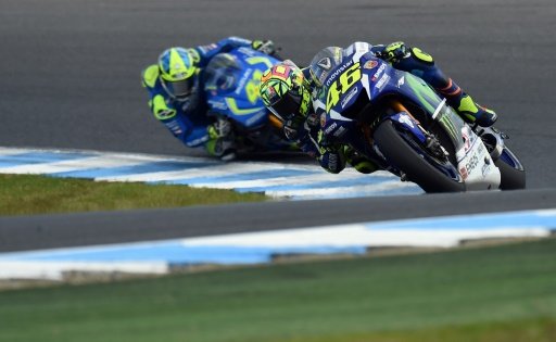 Movistar Yamaha's Valentino Rossi (R) extends his lead over third placed teammate Jorge Lorenzo to 24 points with his second place in Australia on Oct 23, 2016. AFP Photo