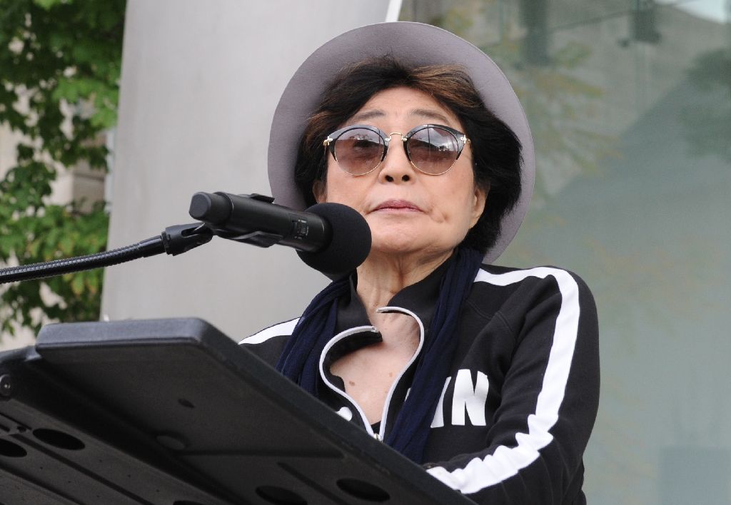 Yoko Ono speaks during the unveiling of her first permanent US art installation in Chicago, Illinois on October 18, 2016. - AFP Photo/Nova Safo