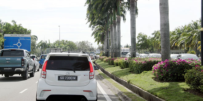 The worsening traffic congestion is of great concern to residents, especially those commuting to workplaces. — Bernama photo