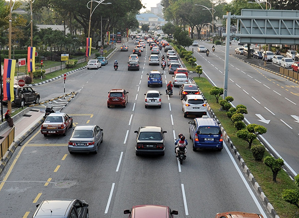 Margins will continue to narrow as ringgit is expected to remain weak in 2017 and companies are forced to offer discounts to clear old inventories.