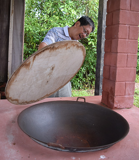 This old Foochow kuali, which can still be used for cooking a banquet, is part of the Heritage Gallery exhibition.