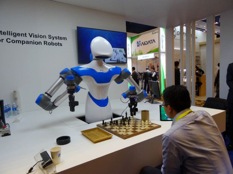 A robot developed by Taiwan's Industrial Technology Research Institute plays chess at the Consumer Electronic Show in Las Vegas, Nevada on Jan 8, 2017. AFP Photo
