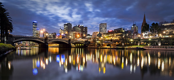 Photo shows the Melbourne skyline. Swinburne Sarawak students can complete their programmes in Melbourne.