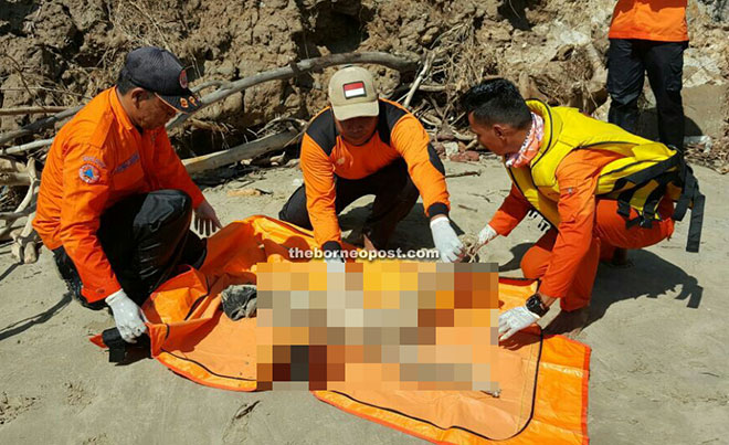 The body of the baby girl found at Manurung River waters, Sebatik, Indonesia on Friday.