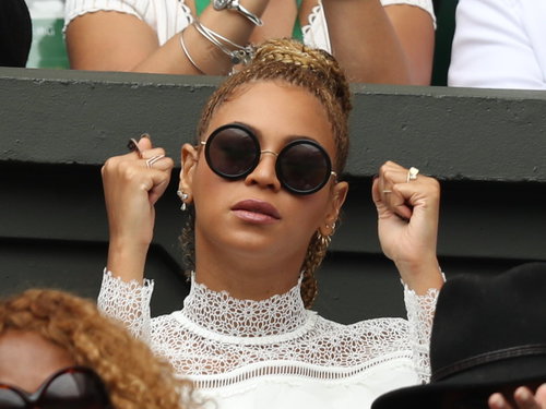 Beyonce sitting in the players' box for the Ladies' final on Day 12 of the Wimbledon Tennis Championships in London in September 2016. (Credit Image: © Stephen Lock/i-Images via ZUMA Wire) Photo: Stephen Lock via Zuma/dpa