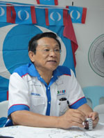 Dr Michael Teo 