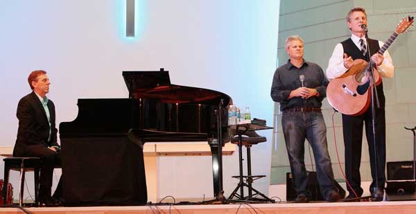 WINSOME TRIO: Steve with his brother David and pianist Dick who also writes songs and has been with Steve for six years.